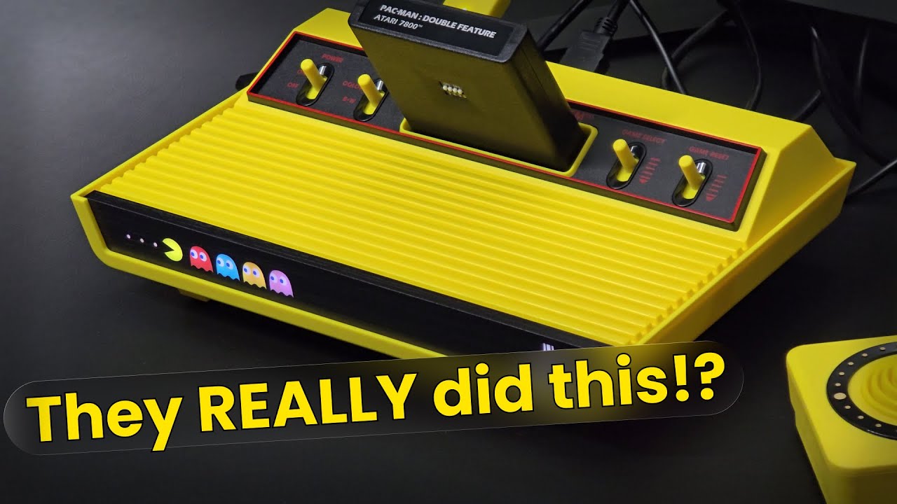 PAC-MAN Edition Console dengan Joystick Ikonik PAC-MAN Edition Console & Joystick warna ikonik untuk pengalaman game klasik