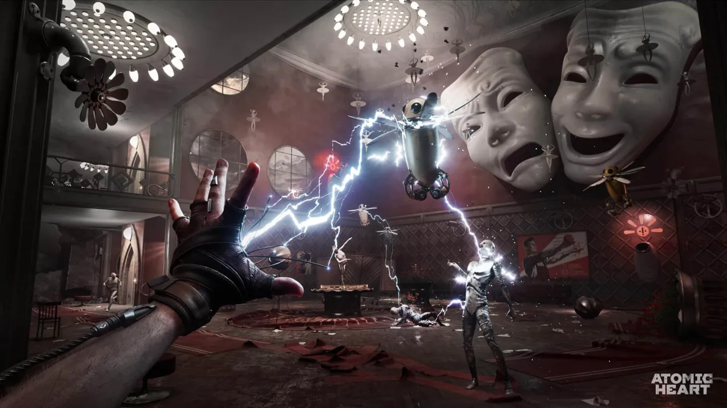 Karakter utama Atomic Heart melawan robot futuristik di laboratorium Uni Soviet