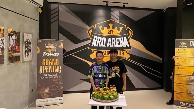 Turnamen Esports dan Kompetisi Gaming Modern Turnamen esports dengan tim gaming bertanding dalam kompetisi kompetitif